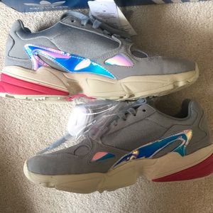 Adidas Falcon Women’s Size 9 NEW
